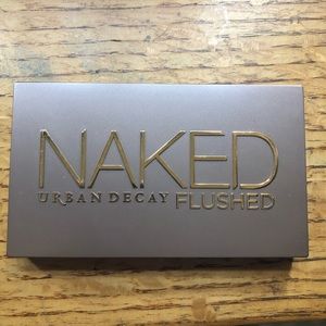 Urban Decay Naked Flushed palette